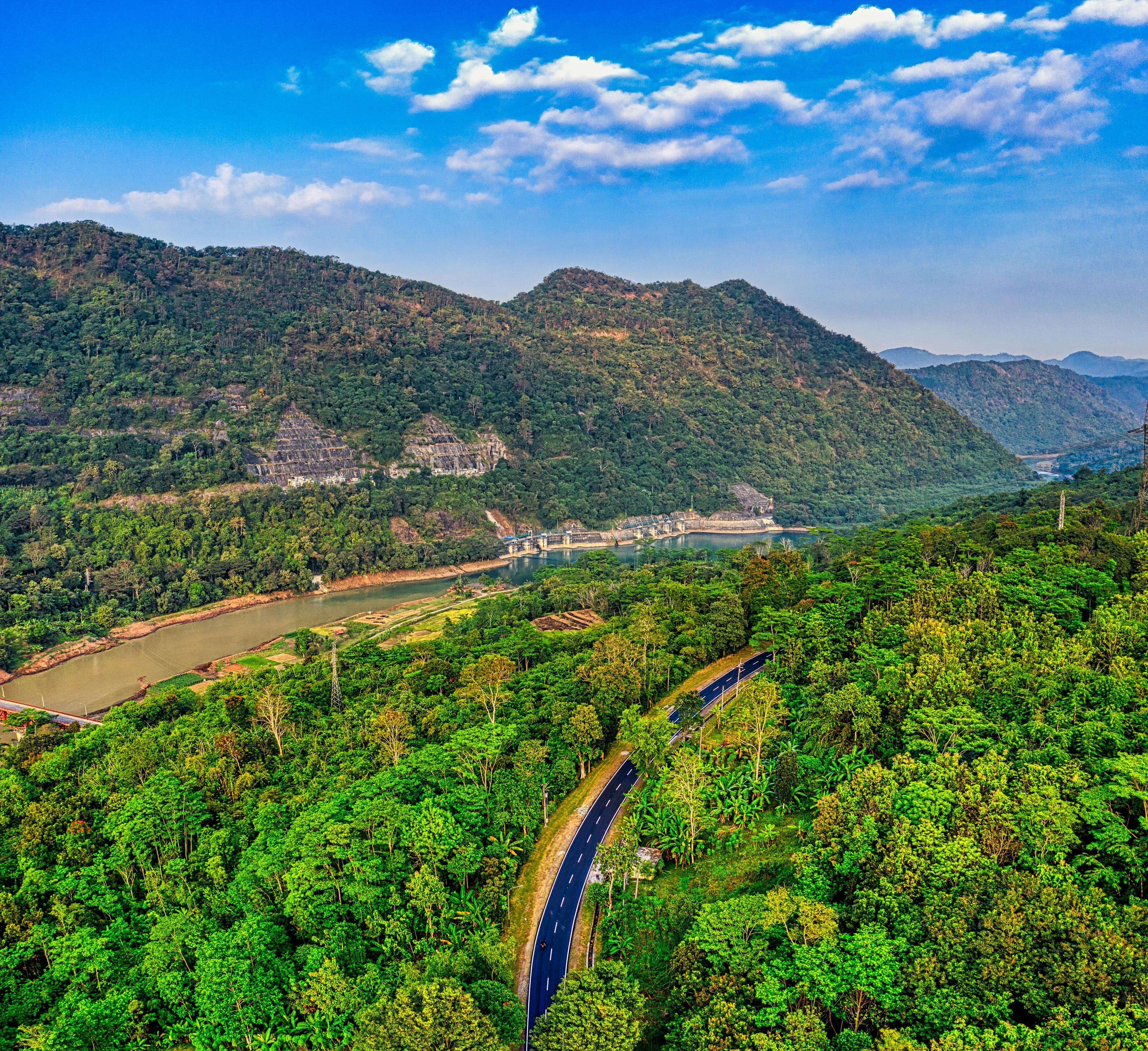 Meghalaya Scenic Tour – Shillong, Cherrapunjee, Dawki & Guwahati