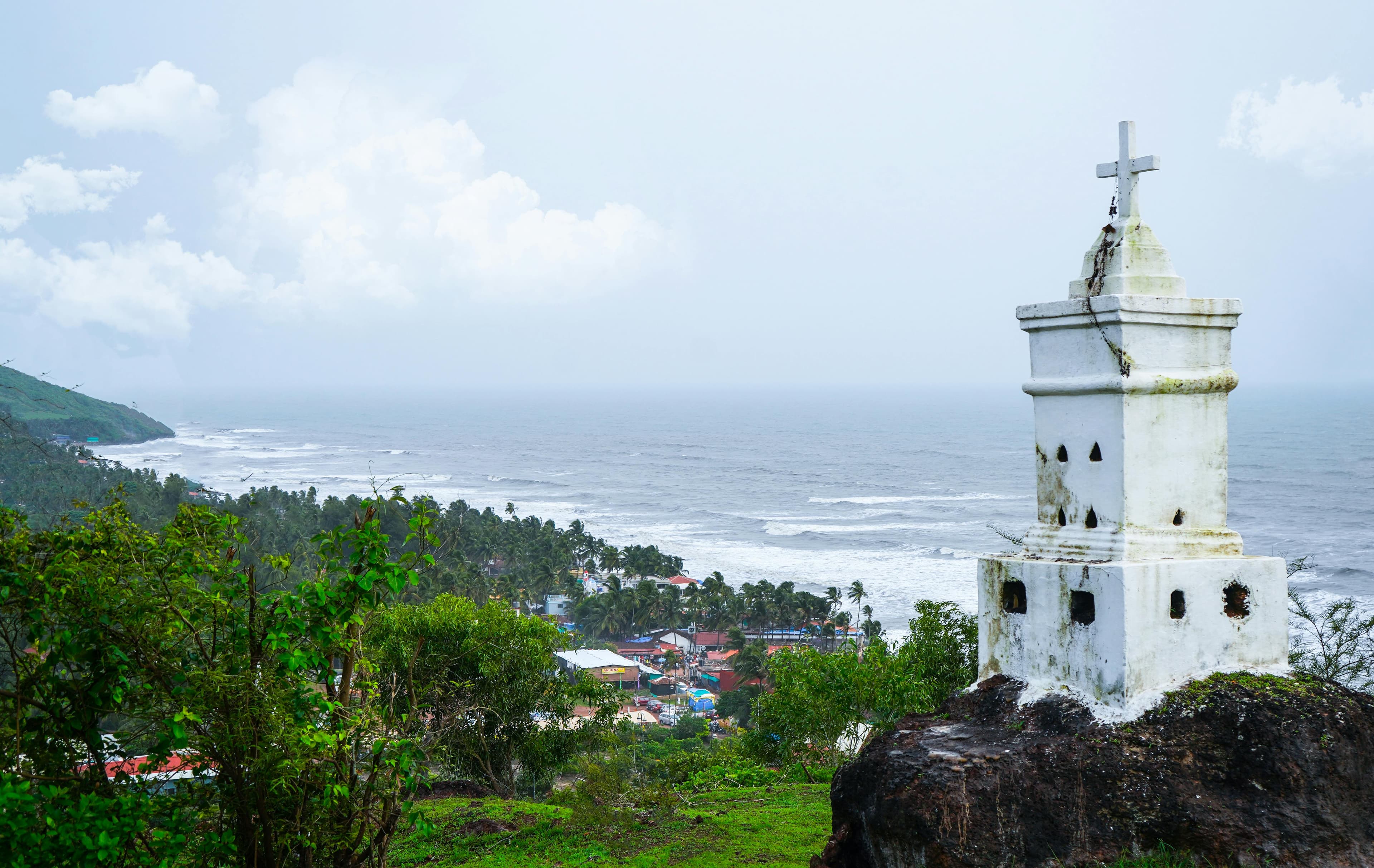 Goa Beach Escape – North & South Goa Sightseeing Tour