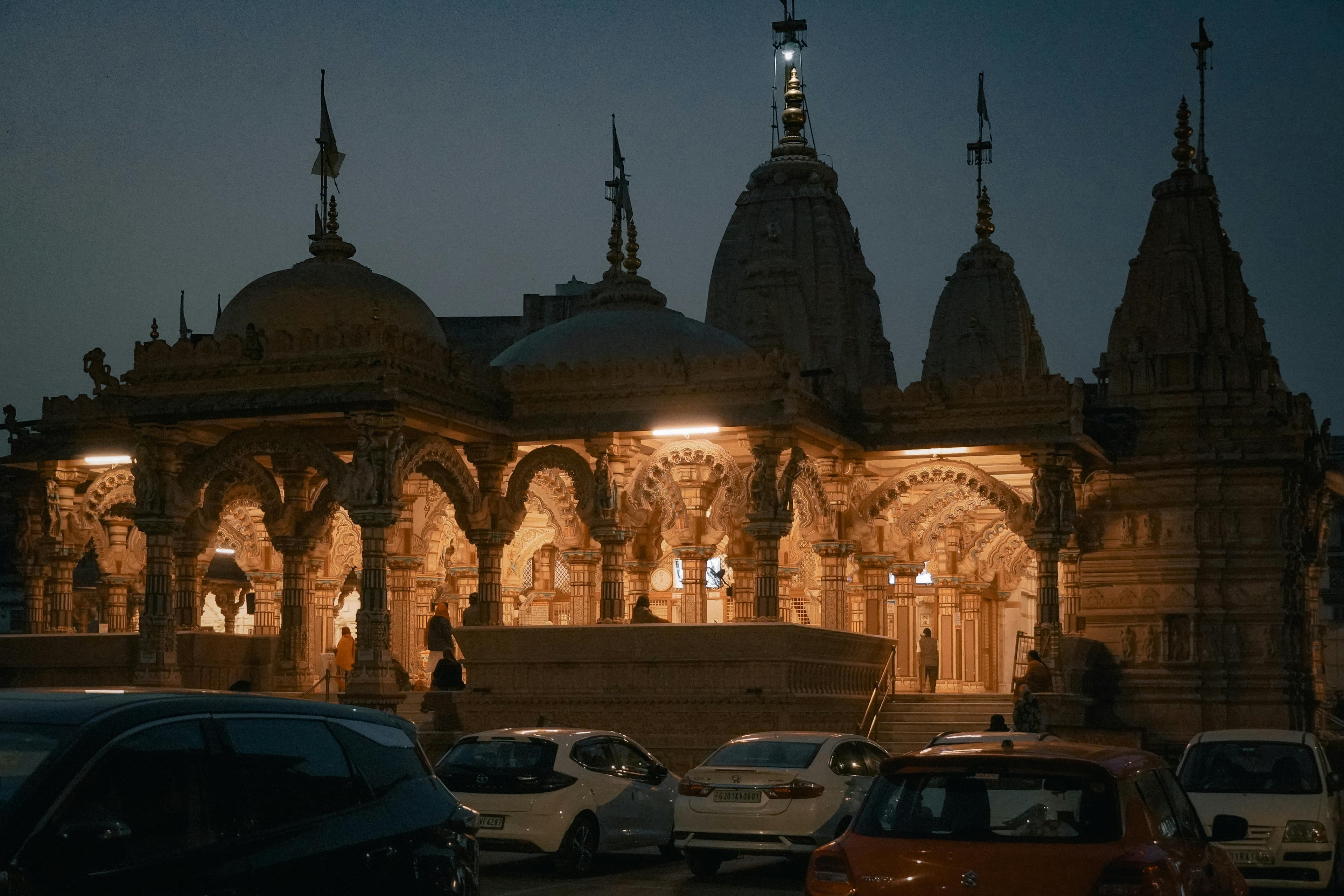 Dwarka Somnath Spiritual Tour (Gujarat Temple Circuit) – 4 Days