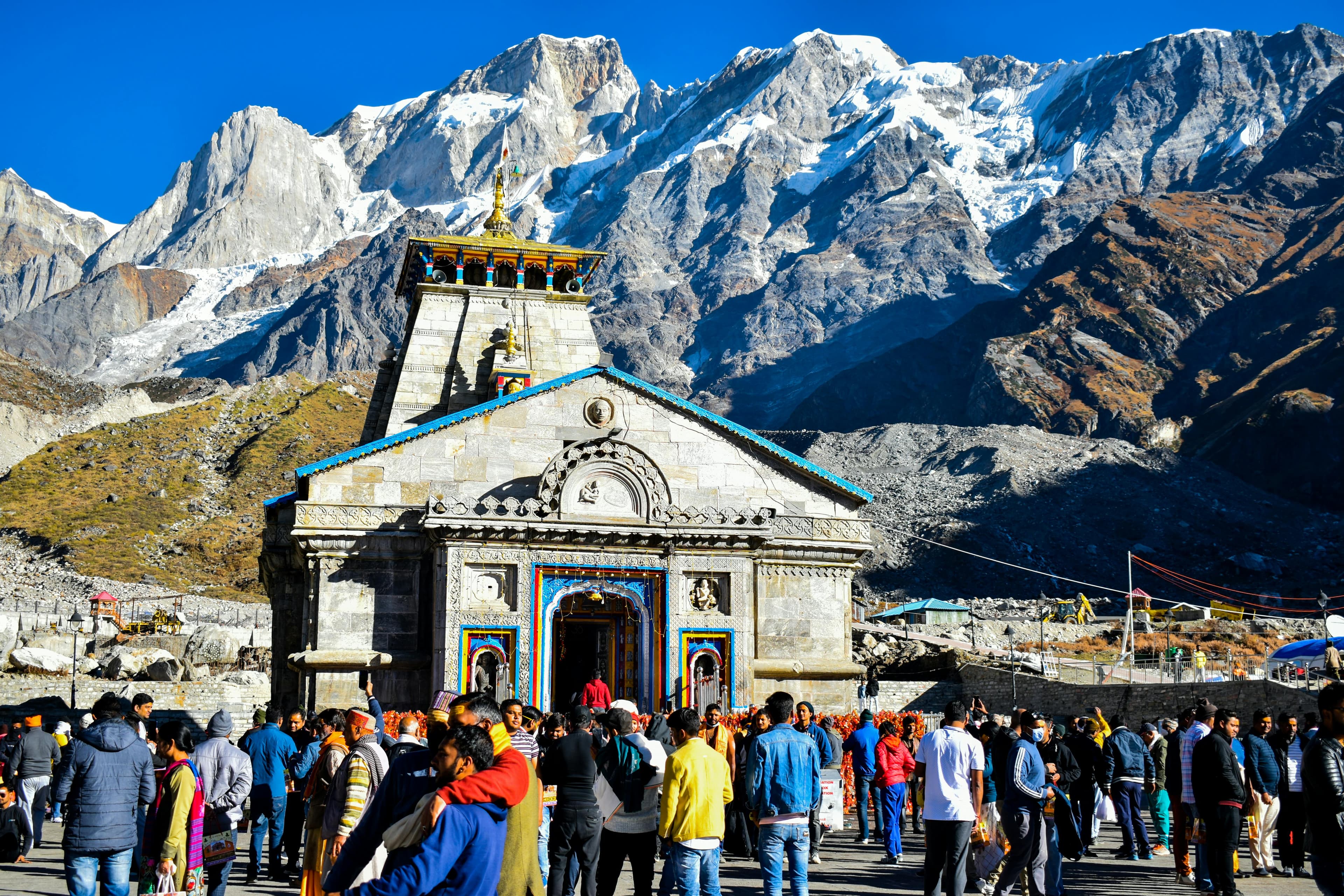Char Dham Yatra by Road (Yamunotri, Gangotri, Kedarnath & Badrinath) – Premium