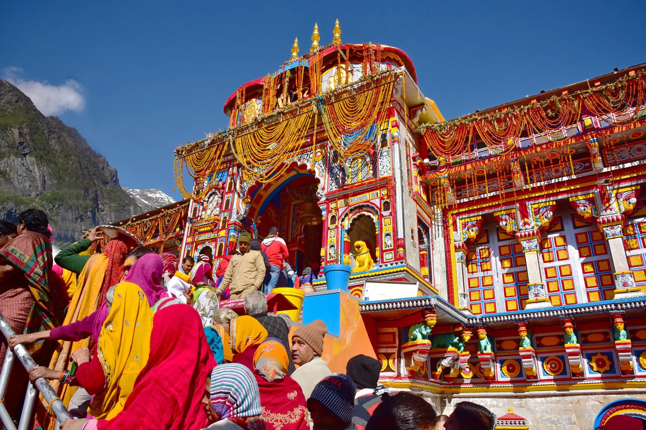 Do Dham Yatra Same Day by MI-17 Helicopter (Kedarnath & Badrinath)