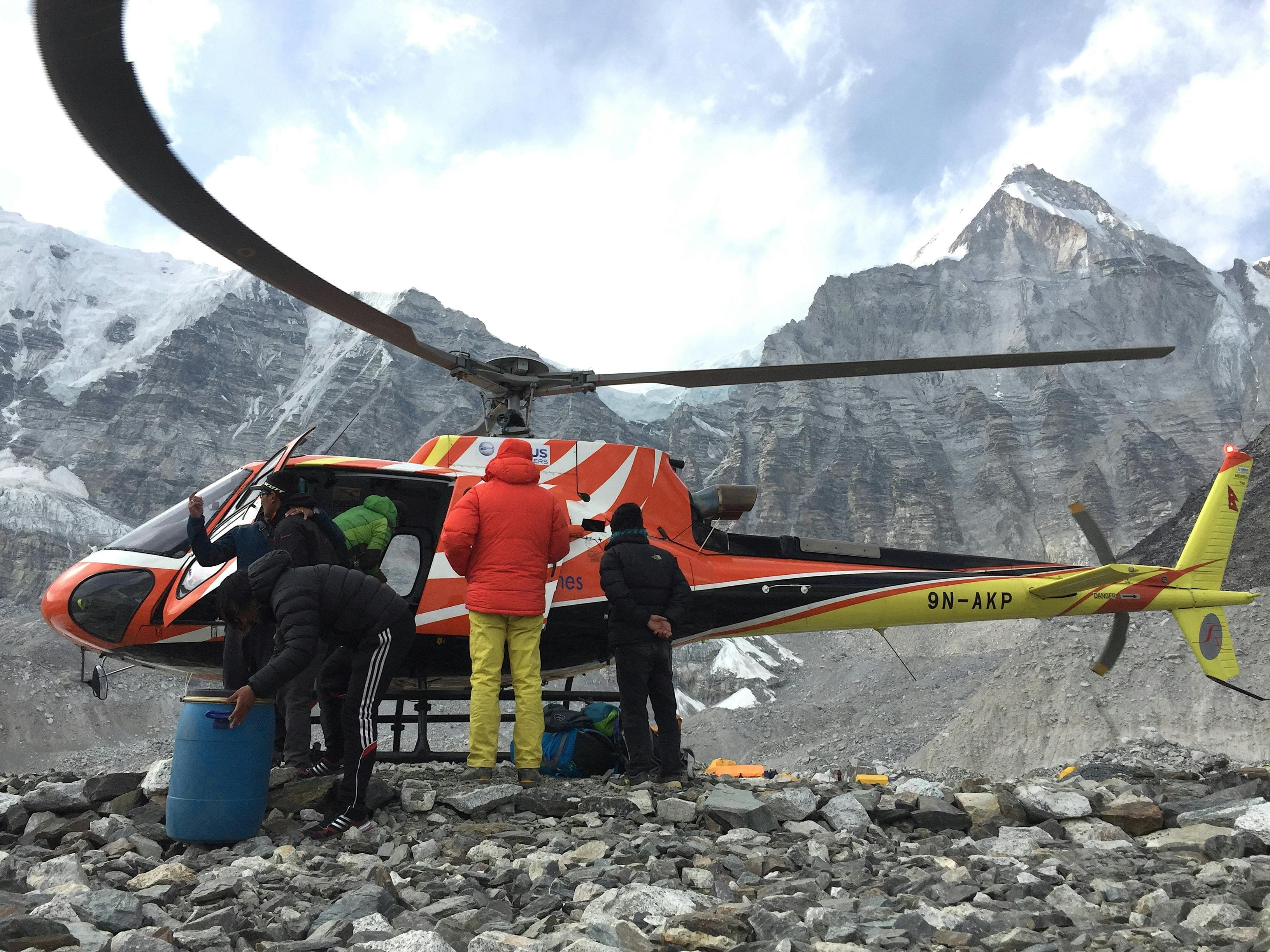 Do Dham Yatra by Helicopter (Kedarnath & Badrinath) - Premium