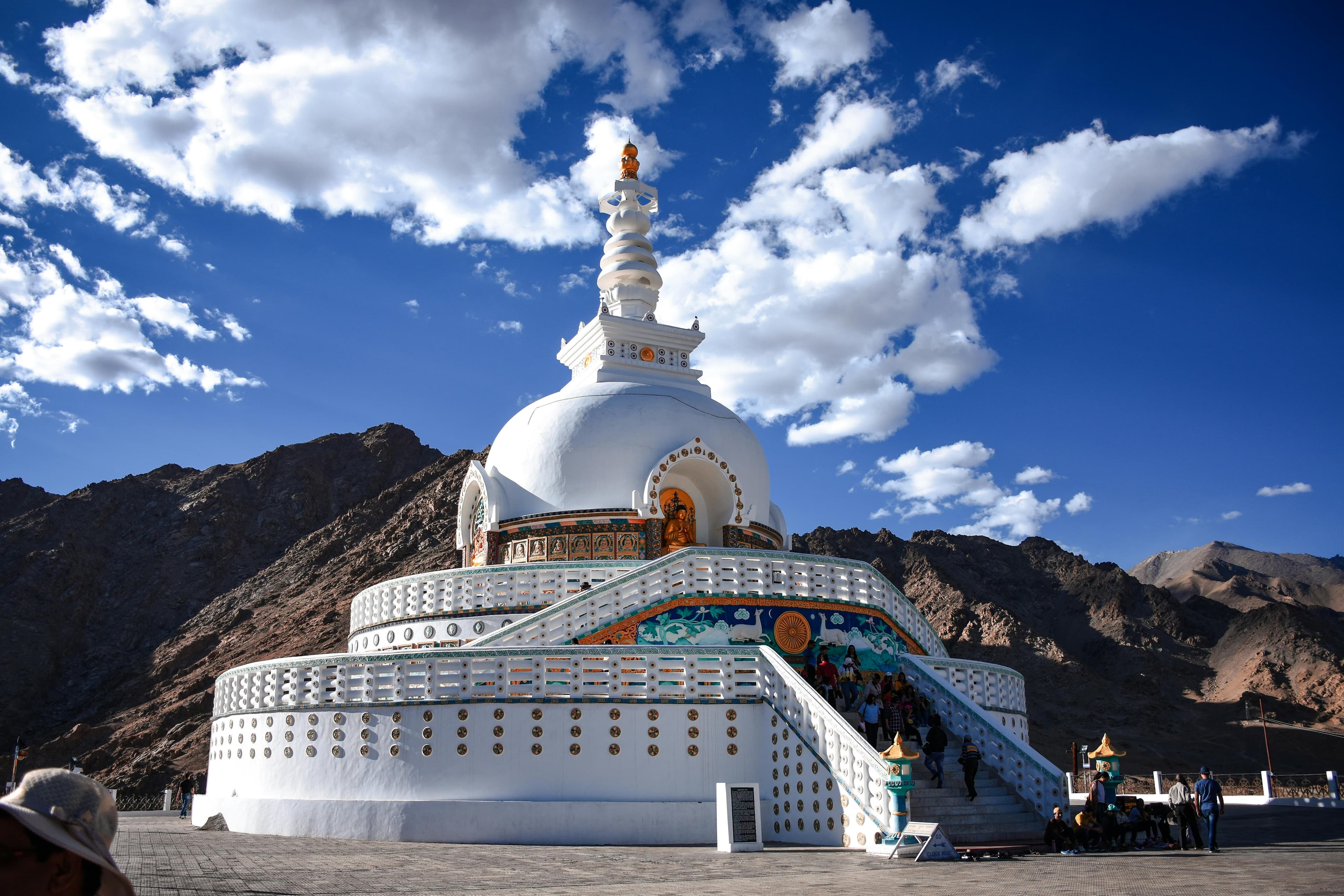 Leh to Leh Bike Expedition with Umling La (World’s Highest Road) – 9 Days