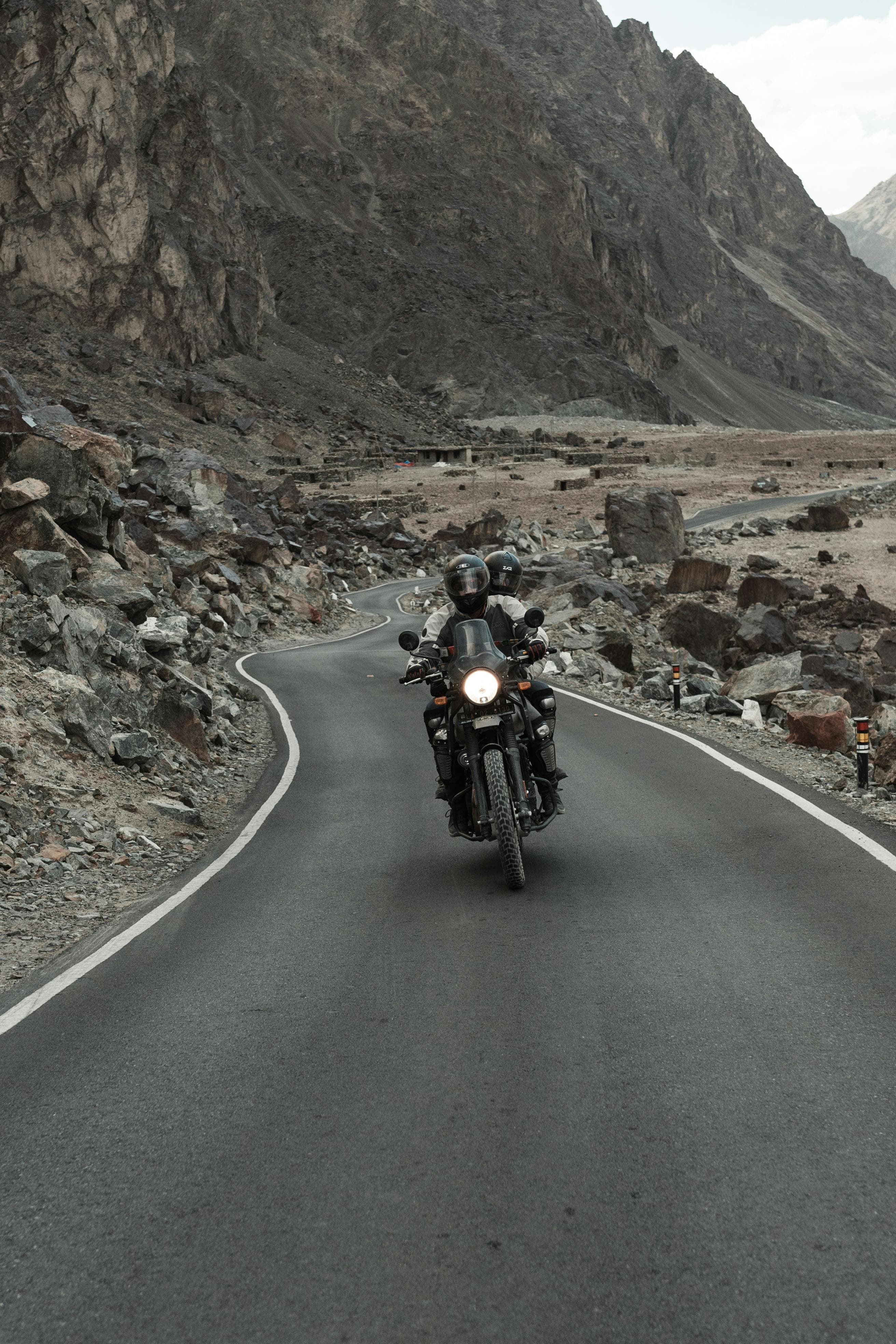 Leh to Leh Bike Expedition with Umling La (World’s Highest Road) – 9 Days
