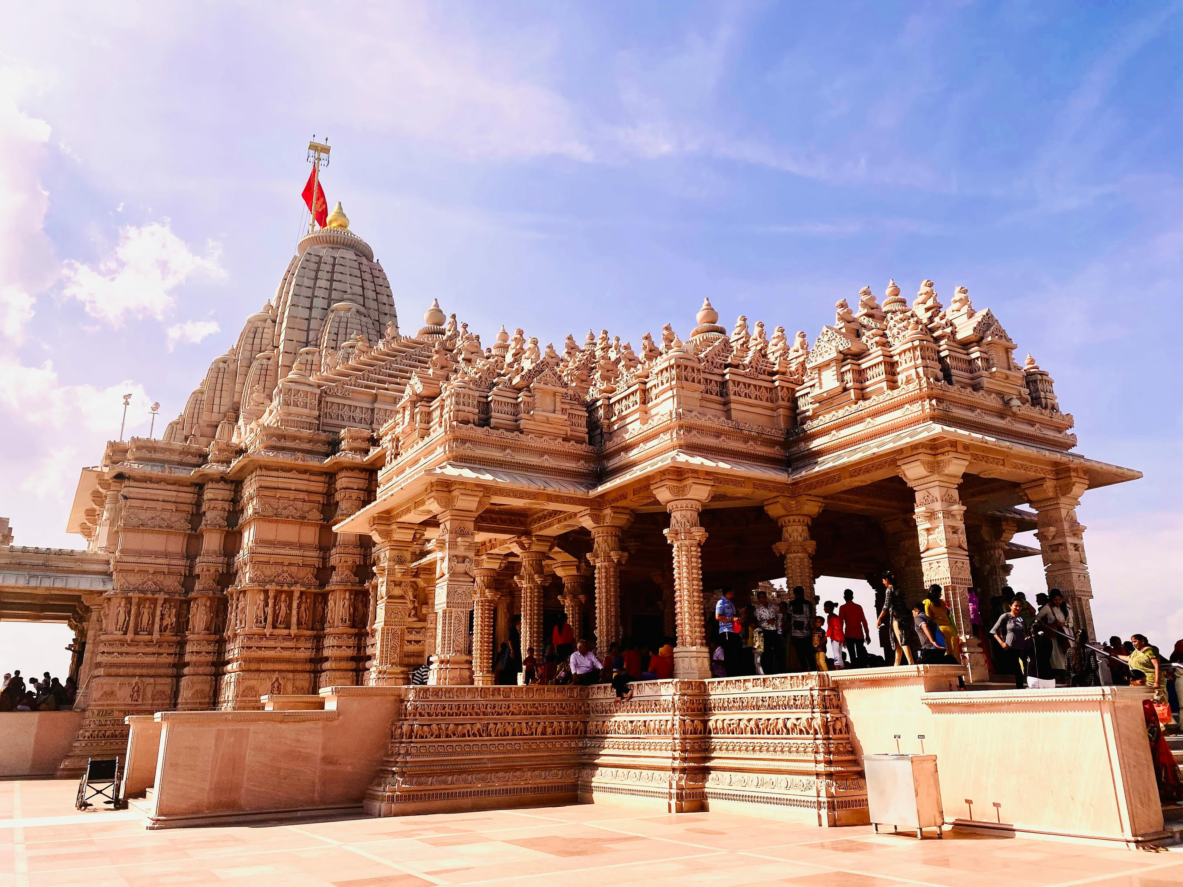 Gujarat Temple Tour (Dwarka, Somnath, Dakor & Statue of Unity) – 8 Days
