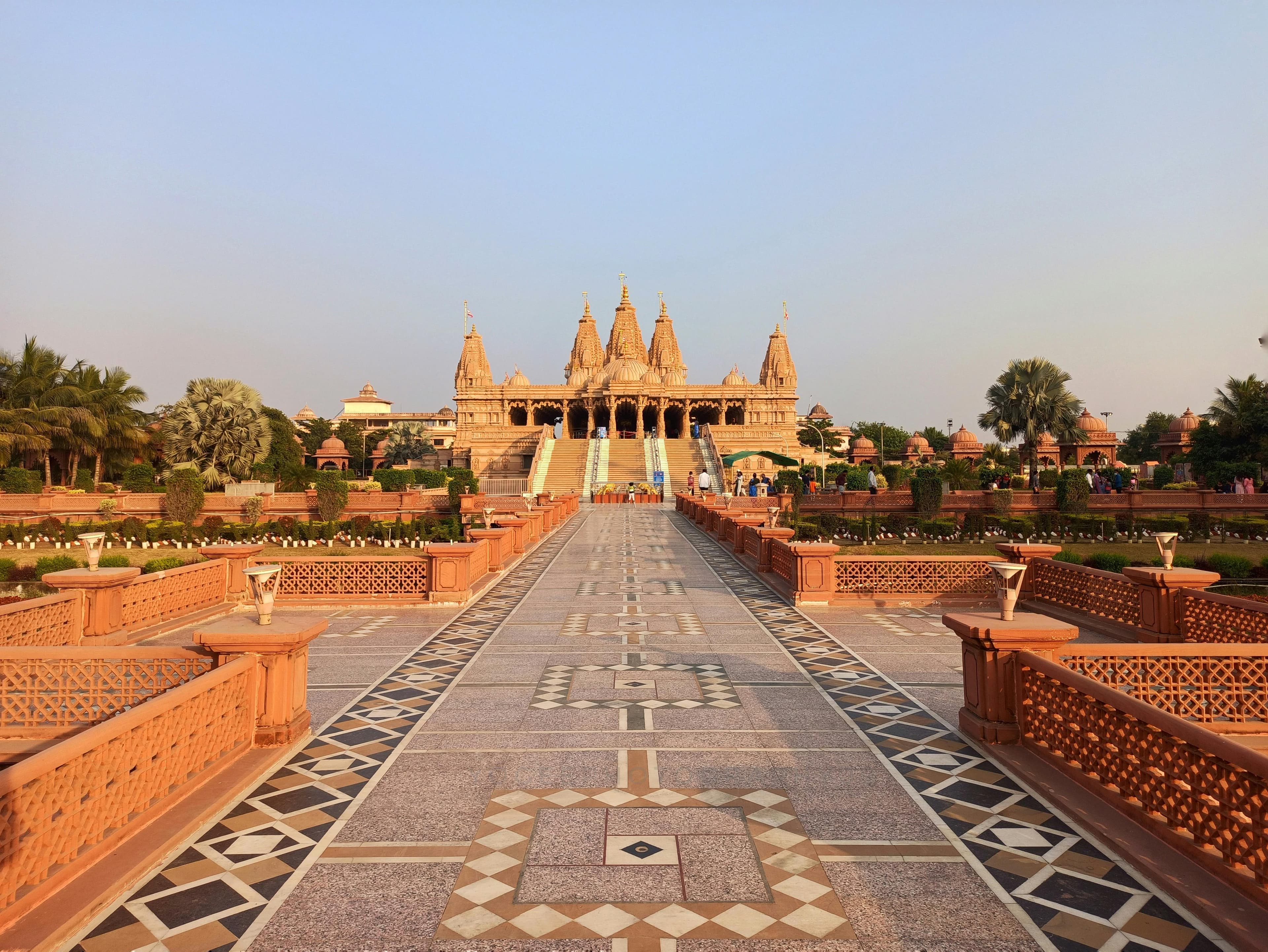 Gujarat Grand Pilgrimage Tour (Dwarka, Somnath, Bhuj, Statue of Unity) – 10 Days