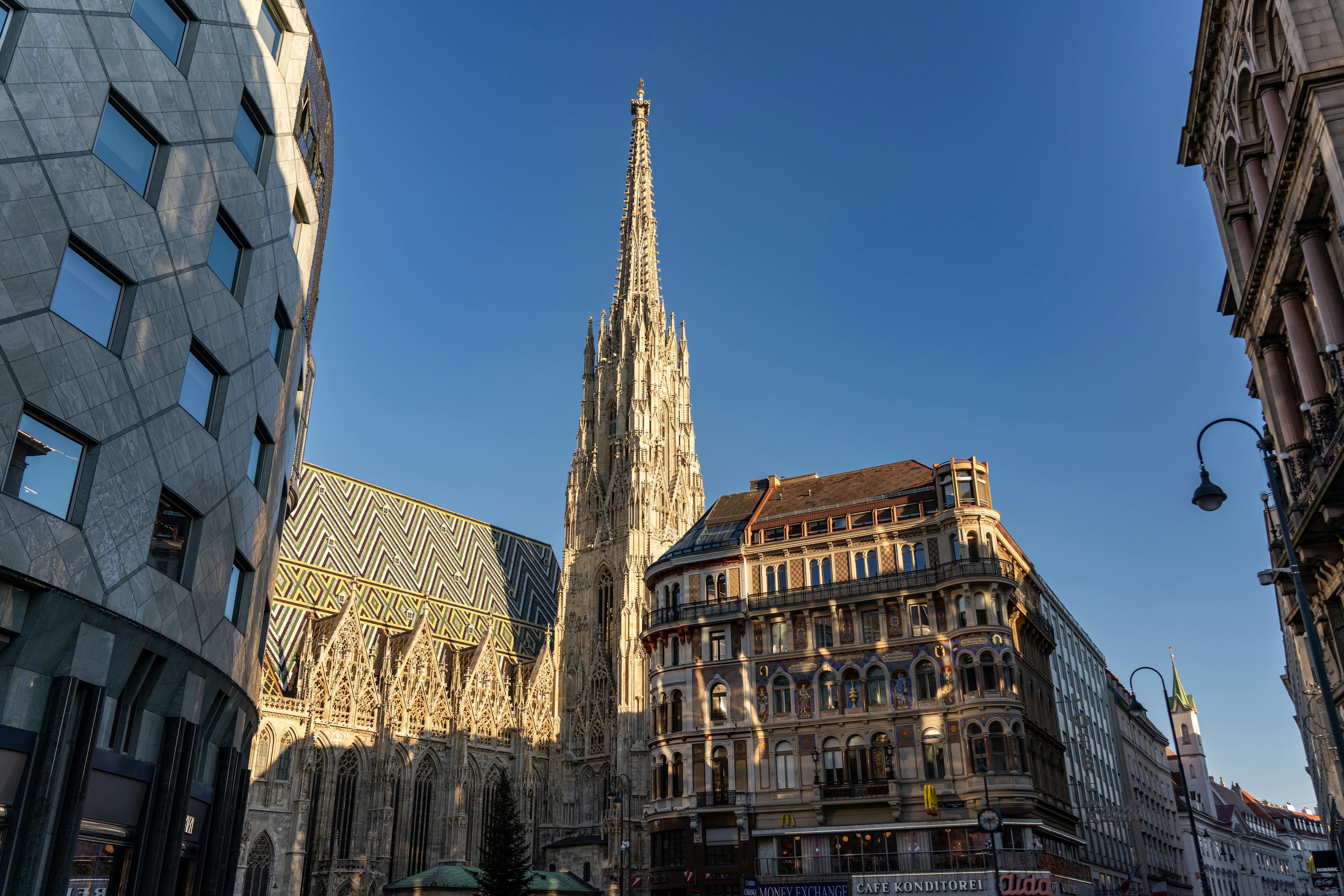 Eastern Europe Tour (Vienna, Budapest, Prague, Salzburg, Munich) – 8 Days
