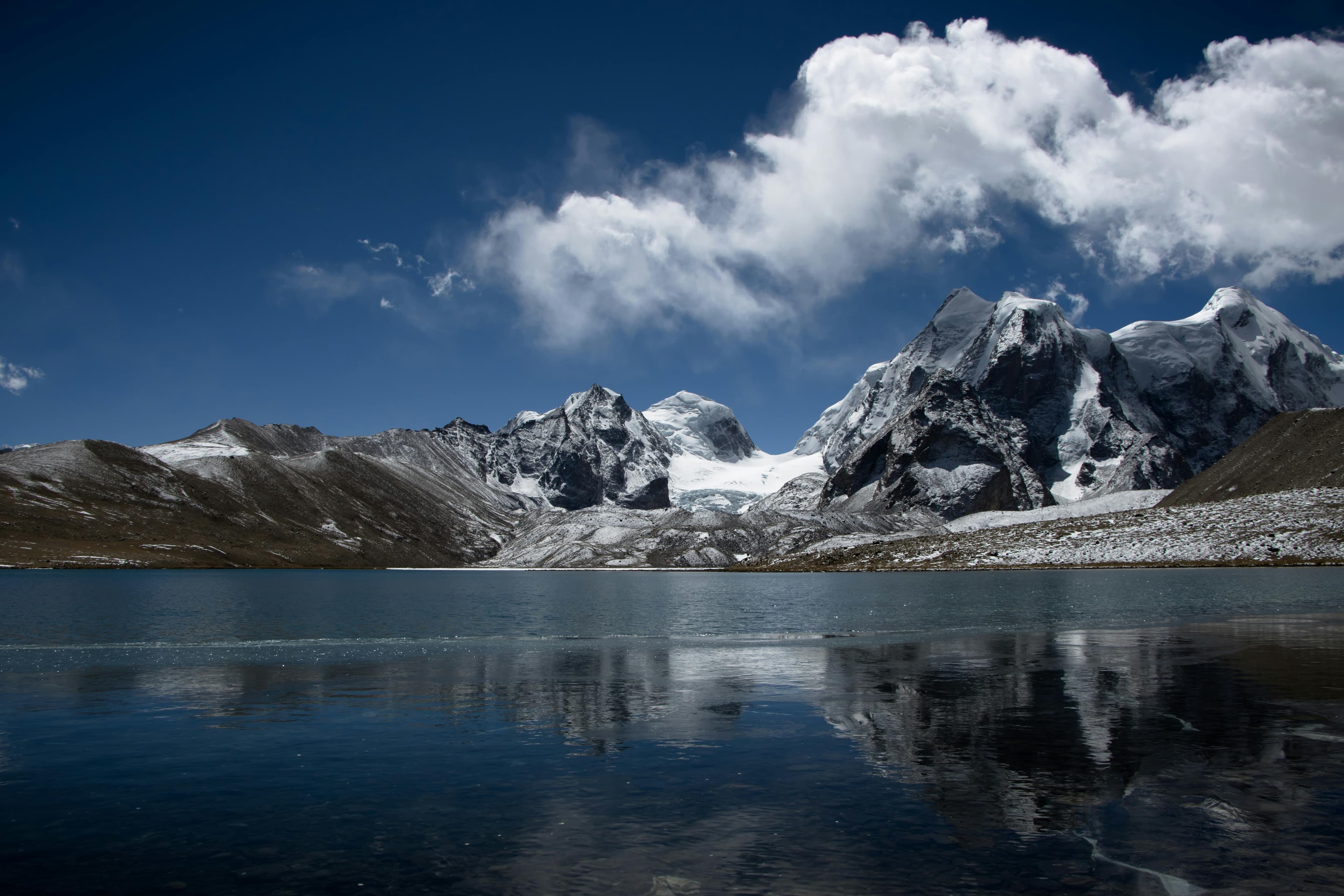 Gangtok & Darjeeling Scenic Escape – Tsomgo Lake & Himalayan Views