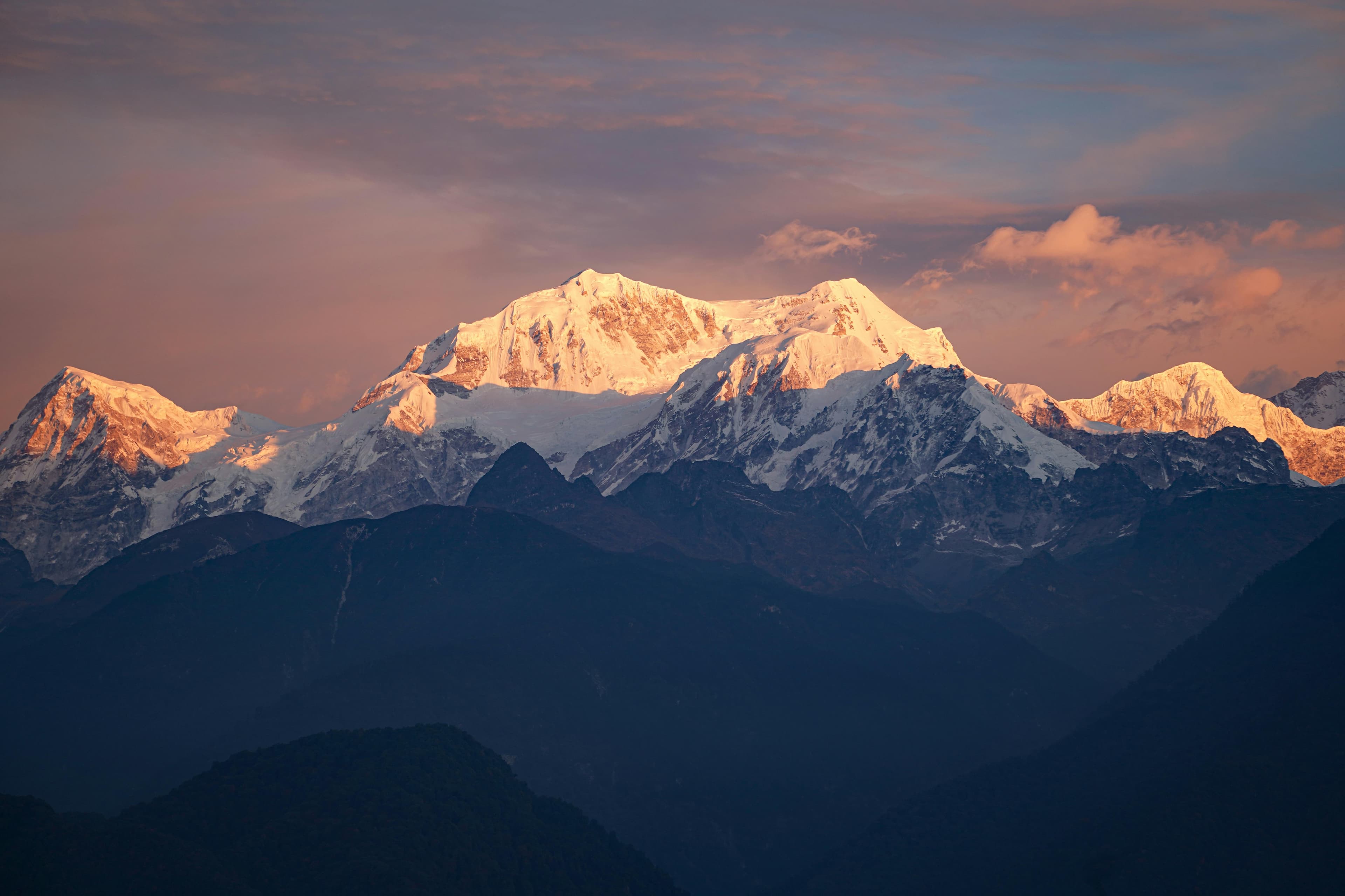 Complete Sikkim Tour – Gangtok, Lachung, Pelling & Darjeeling