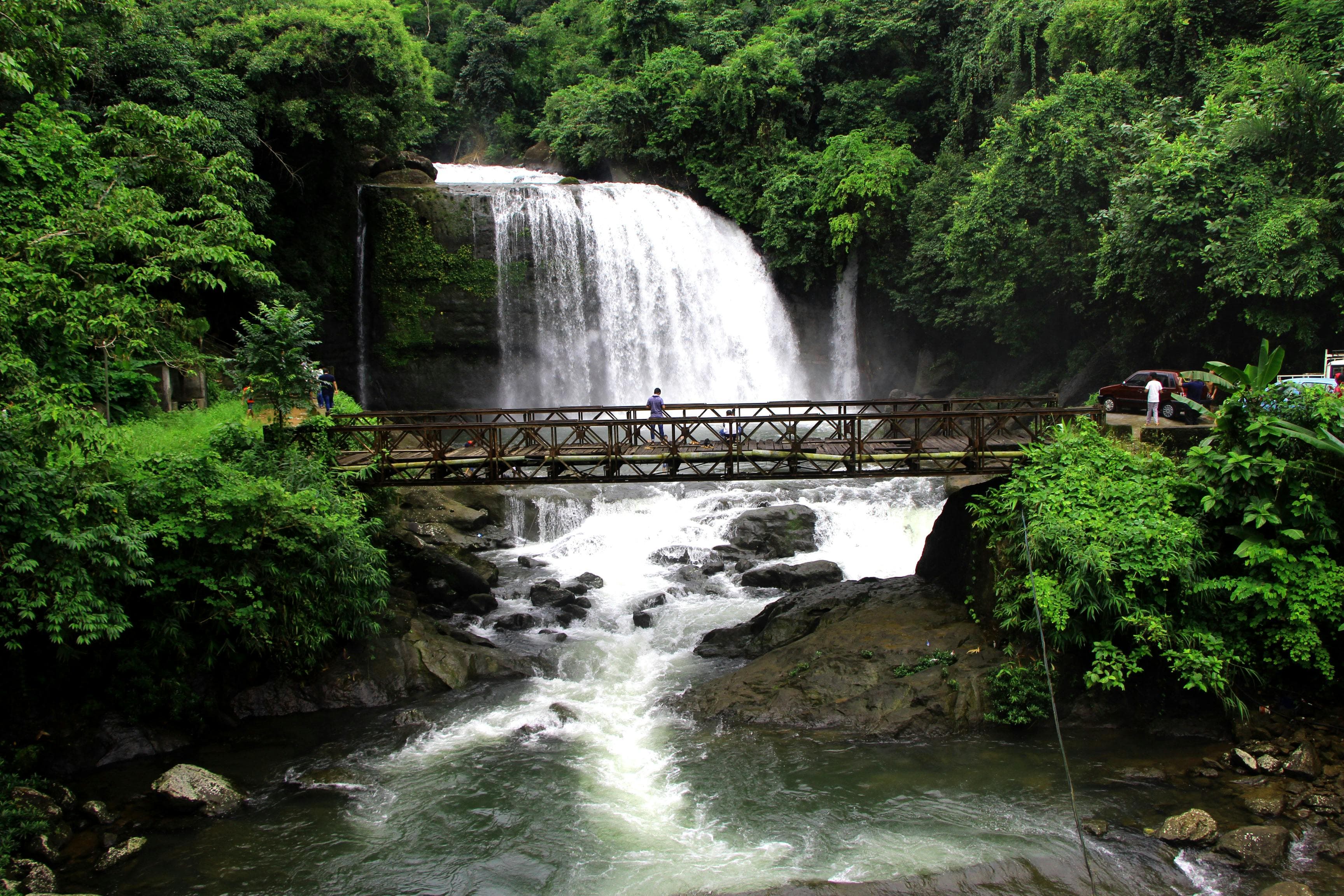 Meghalaya Scenic Tour – Shillong, Cherrapunjee, Dawki & Guwahati