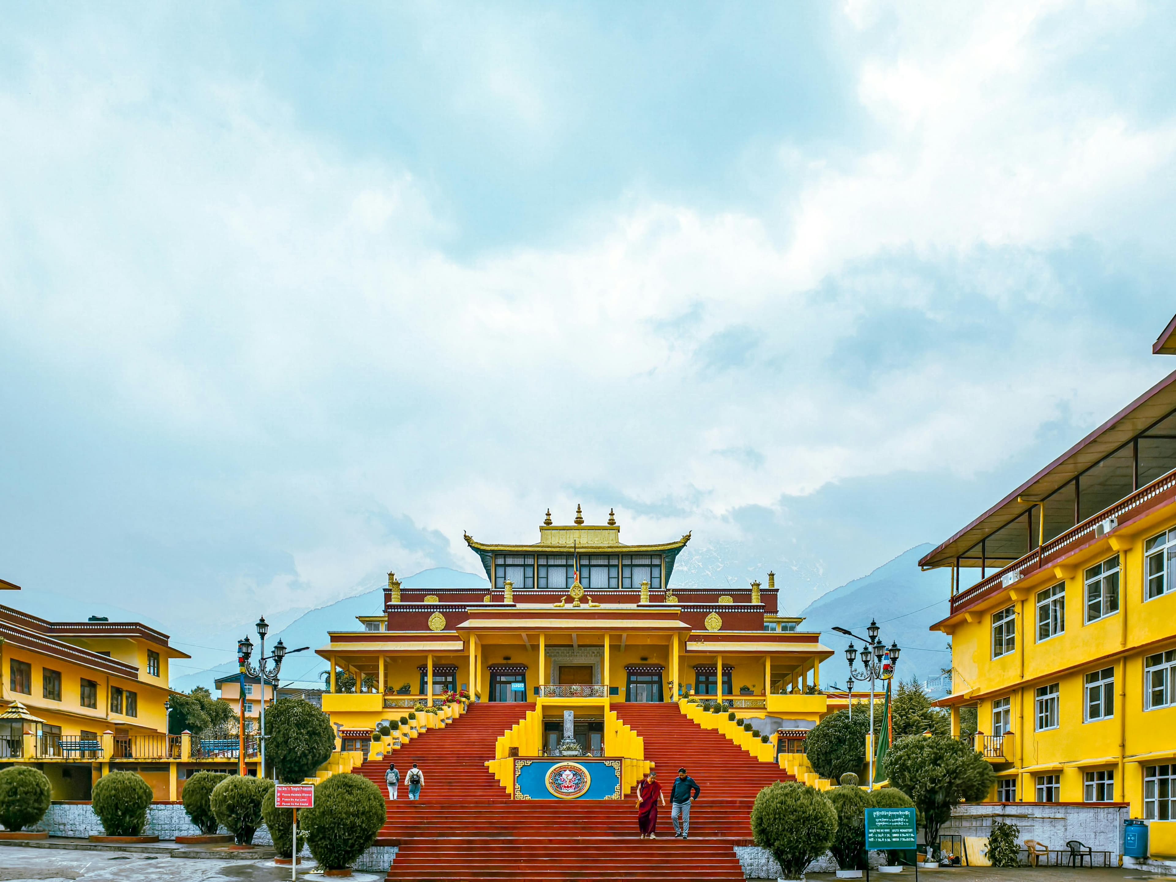 Dharamshala, Dalhousie & Amritsar Tour – Mountains, Monasteries & Golden Temple