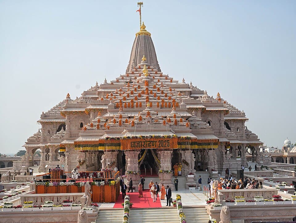 Varanasi & Ayodhya Pilgrimage Tour – Kashi Vishwanath, Ram Mandir & Ganga Aarti