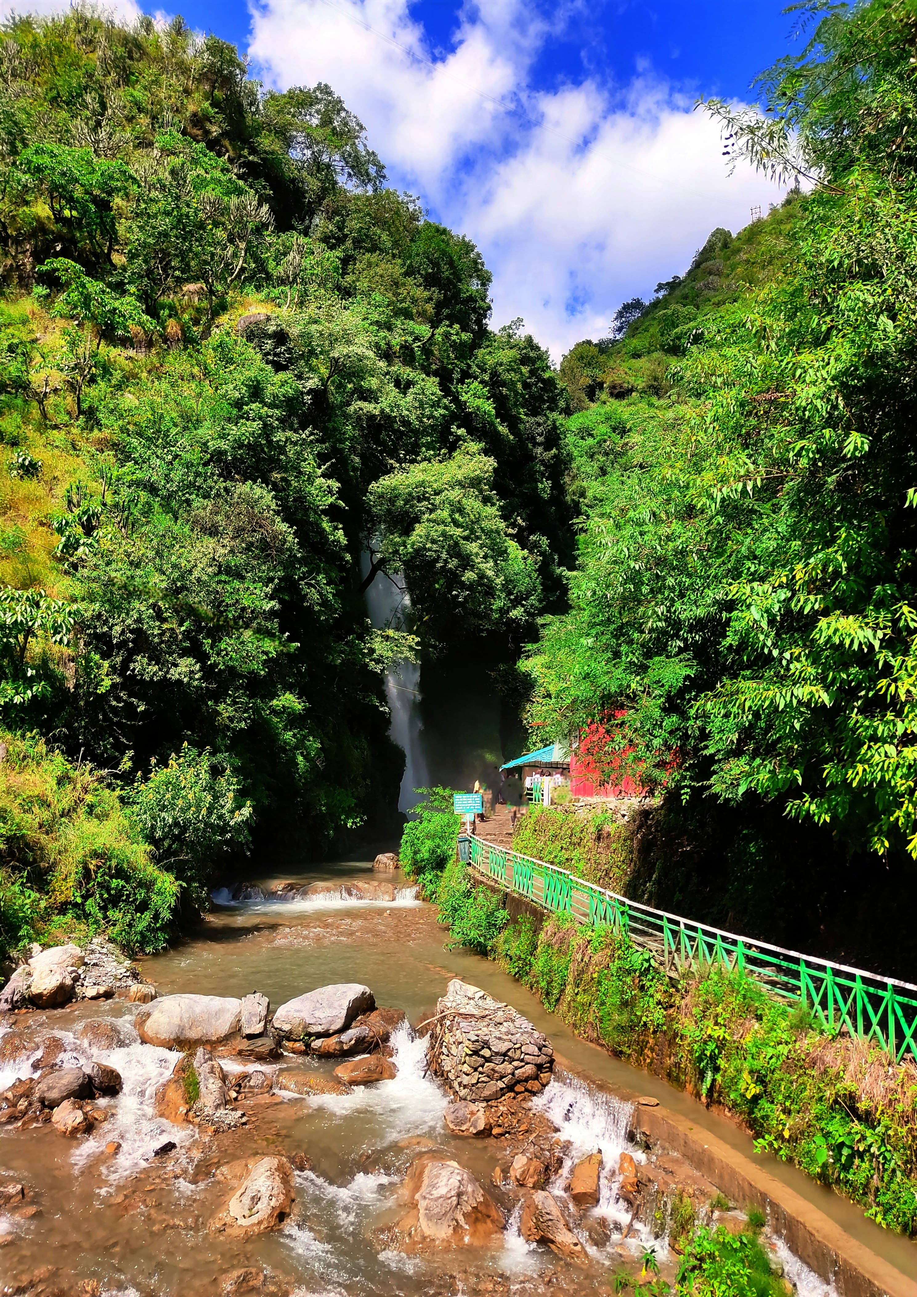 Escape To Chakrata – Tiger Falls, Moila Top Trek & Bonfire Experience